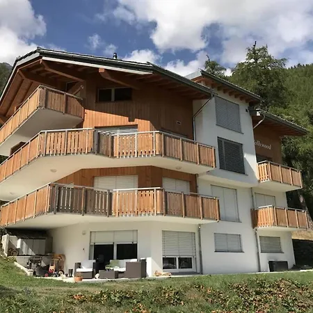 Hollywood 3 Appartement-fewo- Bad- Wc- 3 Schlafraeume 6-bettwohnung By Interhome *