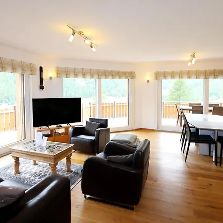 Hollywood 3 Appartement-fewo- Bad- Wc- 3 Schlafraeume 6-bettwohnung By Interhome Apartment *
