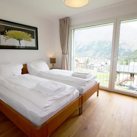 Hollywood 3 Appartement-fewo- Bad- Wc- 3 Schlafraeume 6-bettwohnung By Interhome Apartment