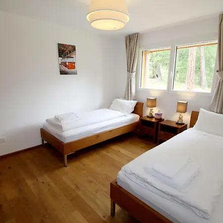 Hollywood 3 Appartement-fewo- Bad- Wc- 3 Schlafraeume 6-bettwohnung By Interhome * Saas-Fee