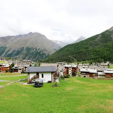 Hollywood 3 Appartement-fewo- Bad- Wc- 3 Schlafraeume 6-bettwohnung By Interhome Apartment Saas-Fee