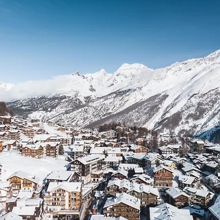 Hollywood 3 Appartement-fewo- Bad- Wc- 3 Schlafraeume 6-bettwohnung By Interhome Apartment Saas-Fee